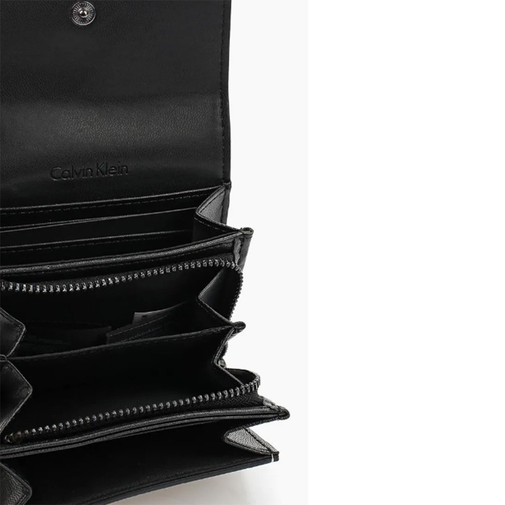 Portfel CALVIN KLEIN Arch Small Trifold K60K604164
