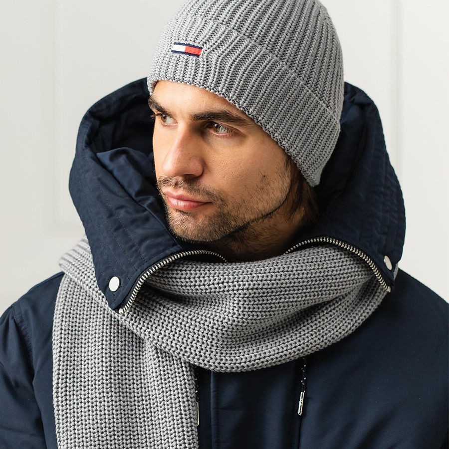 SZAL I CZAPKA TJM BASIC TOMMY HILFIGER AM0AM05216