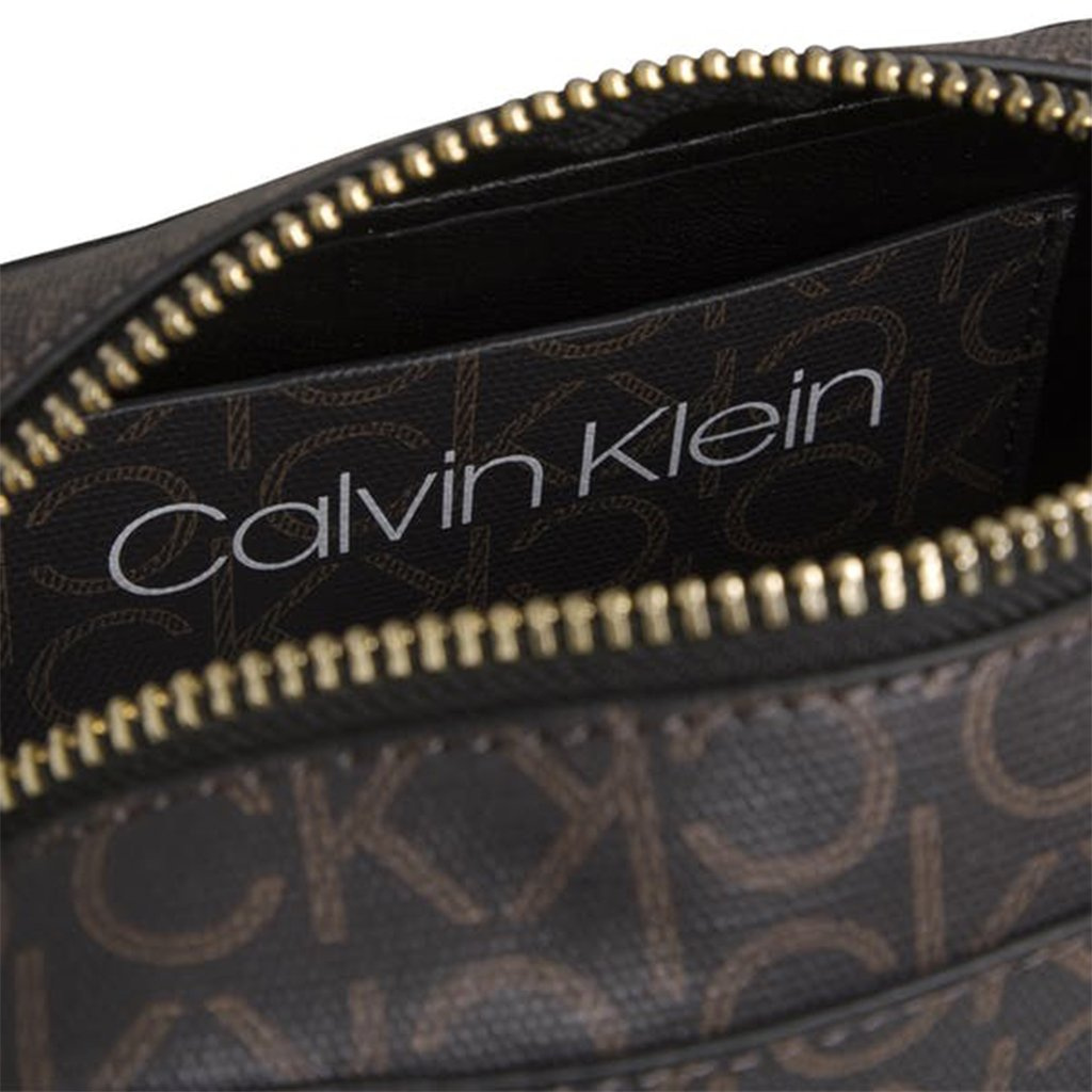 TOREBKA CALVIN KLEIN CK MUST F19 CAMERA K60K605868