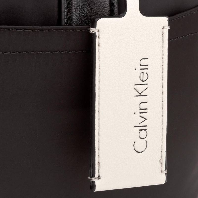 Torba na laptopa CALVIN KLEIN K50K503470 -30%