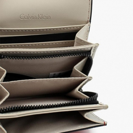 Portfel CALVIN KLEIN Arch Small Trifold K60K604216