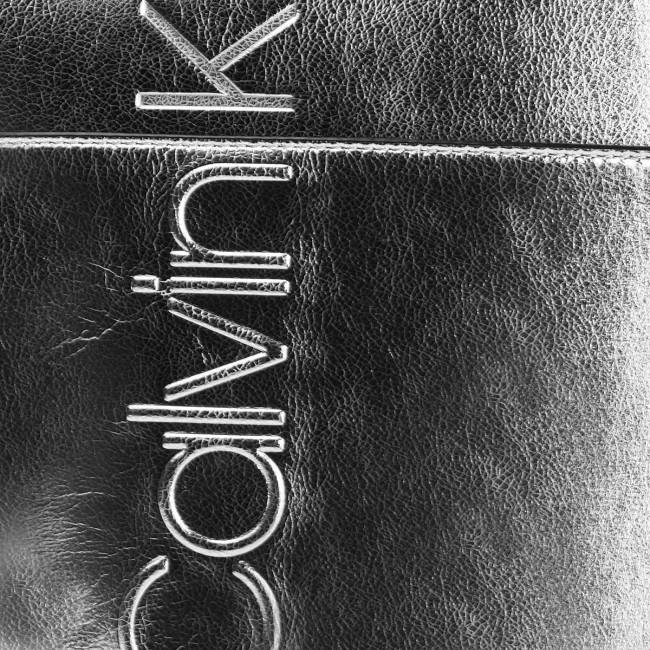 Torebka Damska CALVIN KLEIN Metalic K60K604658