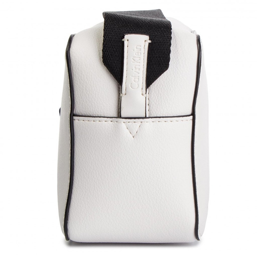 Torebka CALVIN KLEIN Strap Sml Camera K60K605012