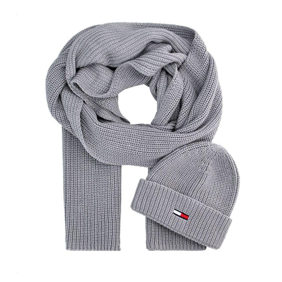 SZAL I CZAPKA TJM BASIC TOMMY HILFIGER AM0AM05216