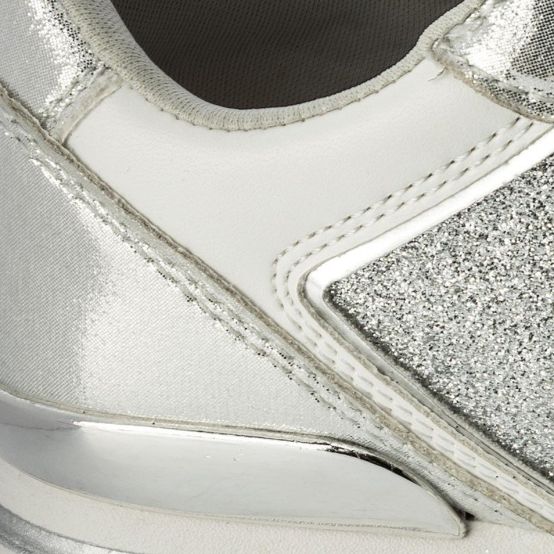 BUTY DAMSKIE GUESS SNEAKERSY SREBRNE FLDAM1