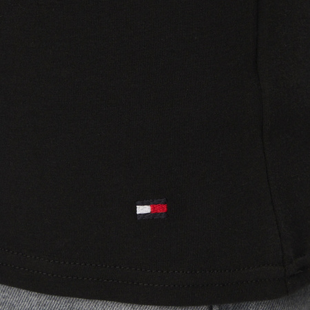 T-shirt TOMMY HILFIGER UM0UM03137 Czarny